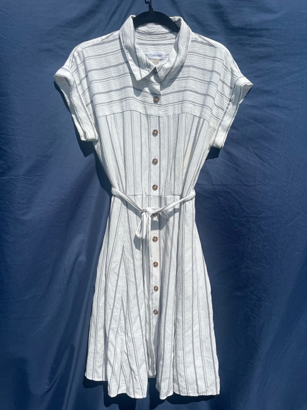 Calvin Klein Size 12 Casual White Striped Button-Front Dress with pockets & belt